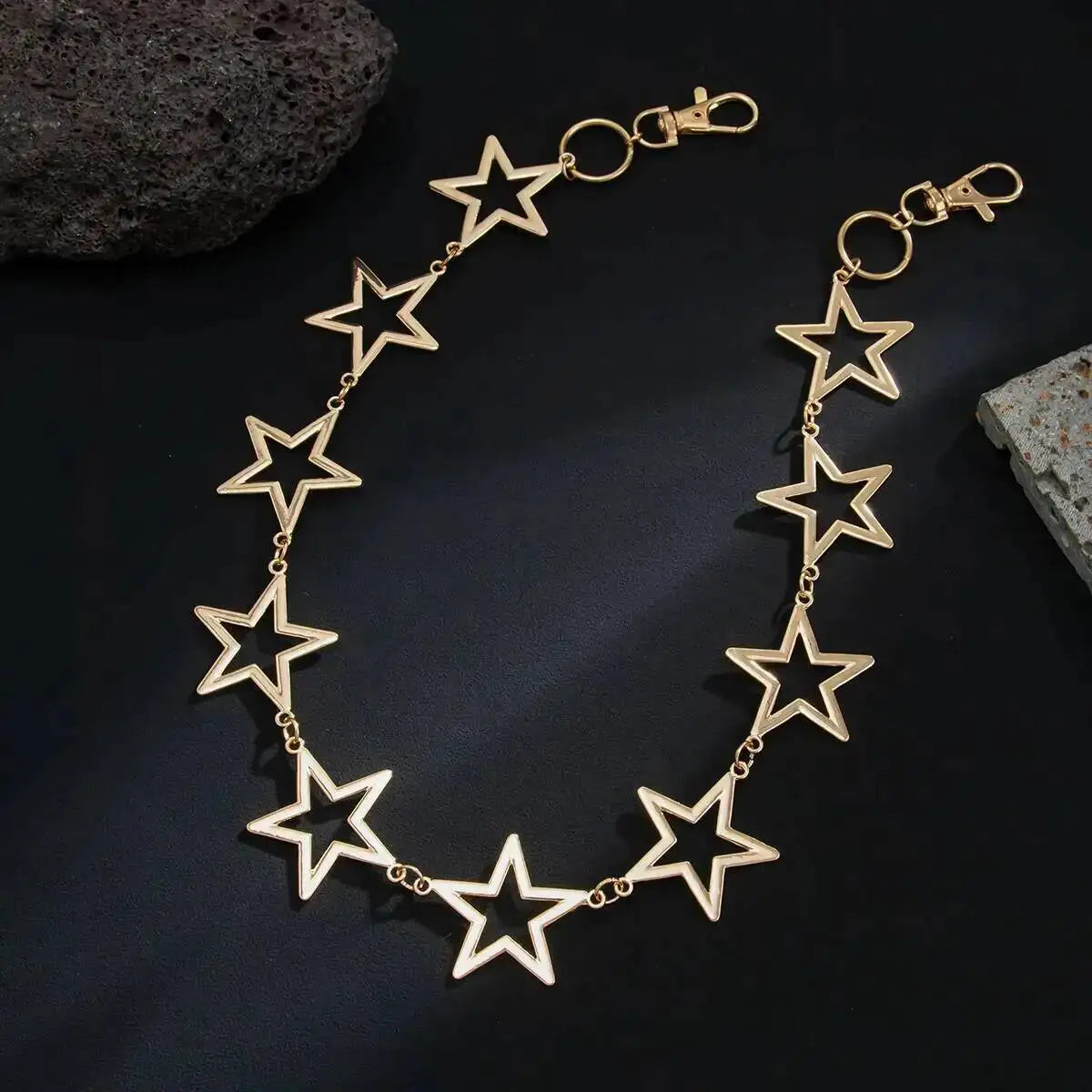 IngeSight.Z Punk Metal Hollow Star Chain Keychain
